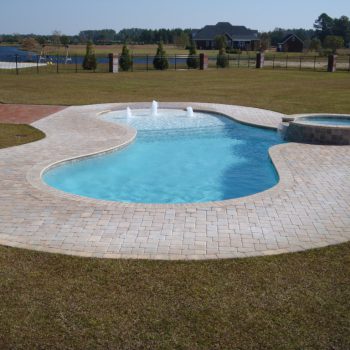 Freeform pool